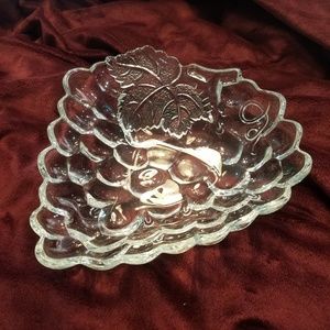 Glass Bowl in Grapes Shape